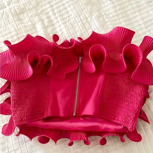 Chic Ruffle Tube Top - Picture 2 of 4